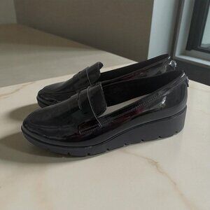 ANNE KLEIN Black Patent Dress Wedges Loafers Size 6.5